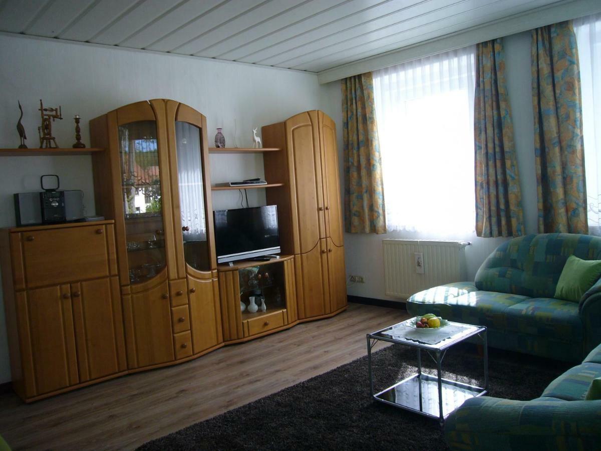Ferienwohnung Im Alten Schulhaus - Keine Monteure Plech Luaran gambar